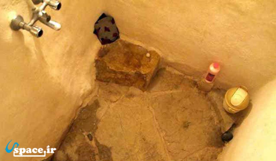 حمام اقامتگاه بوم گردی آیرونی - روستای ایراج - خور - اصفهان